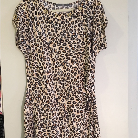 Dresses & Skirts - Leopard print dress